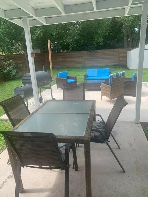 San Antonio Comfort 4 Bedroom 3 Bath Home 5 Mins From Sea World מראה חיצוני תמונה